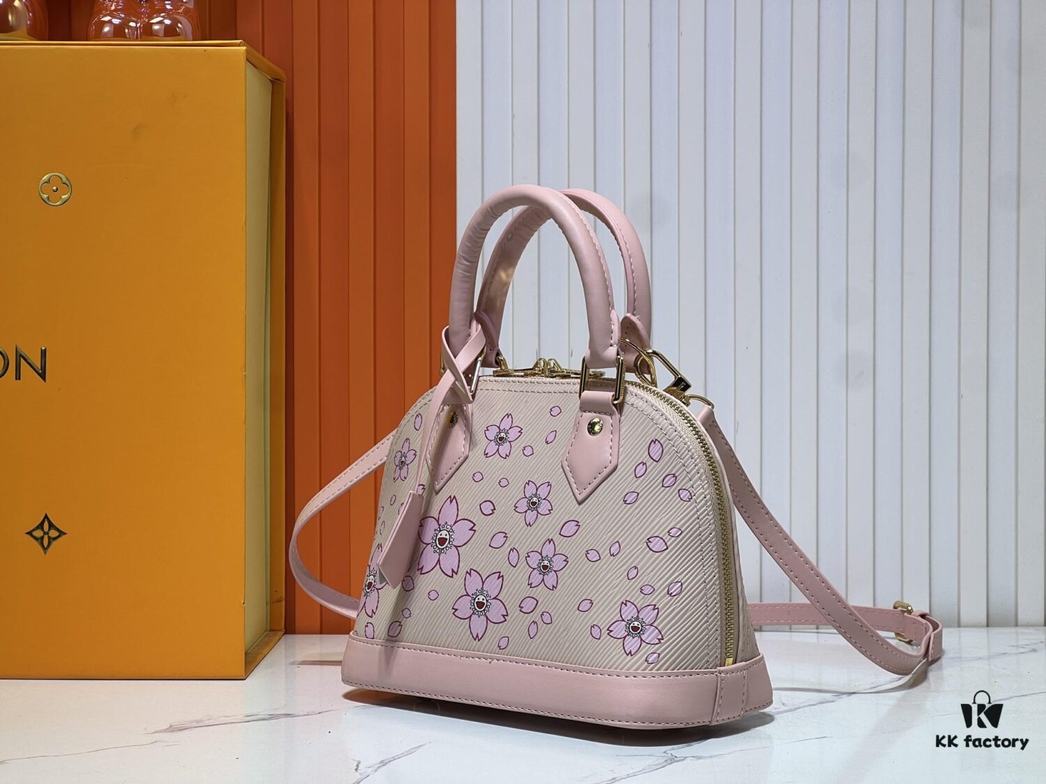 6930249312f62673a6fadbb7 Takashi Murakami Cherry Blossom, M13104, M53152, M13670, Louis Vuitton Alma Bag