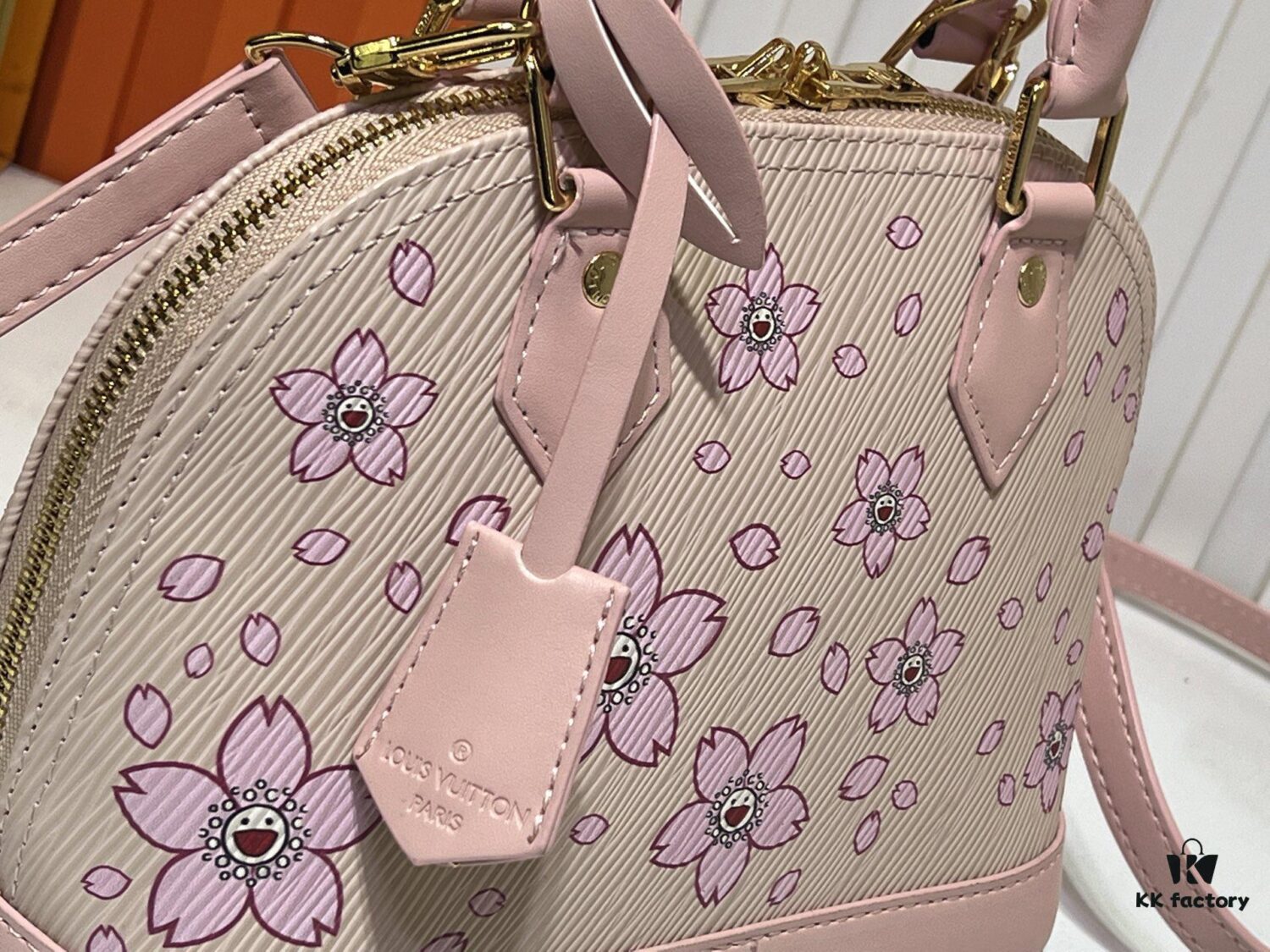 6930249712f62673a6fadbba Takashi Murakami Cherry Blossom, M13104, M53152, M13670, Louis Vuitton Alma Bag