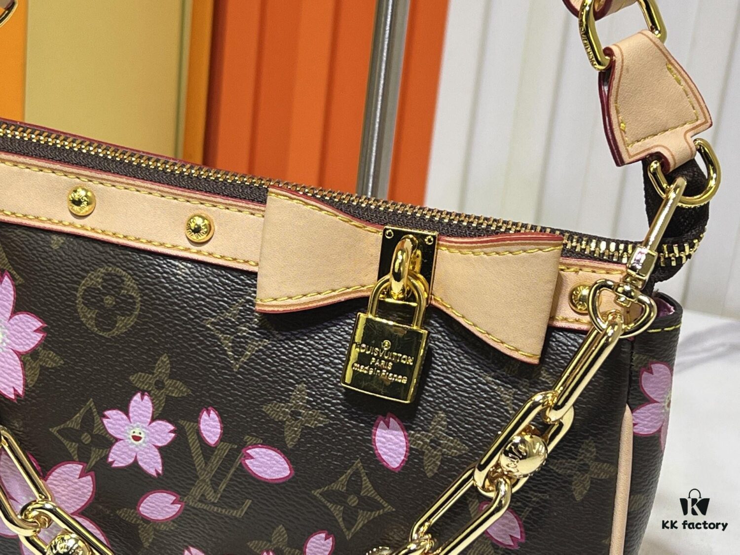 693024aa12f62673a6fadbc9 M13666 Pochette Accessoires Bag