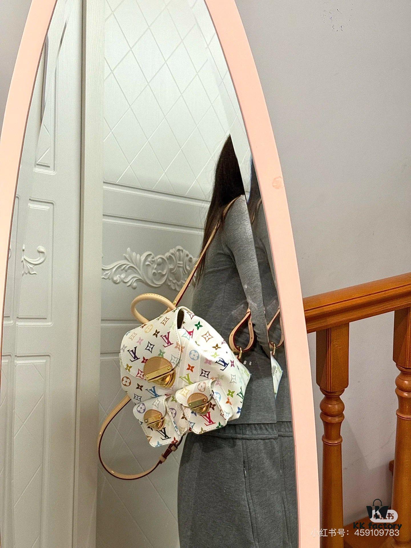 693024af12f62673a6fadbce VENICE Backpack M13081-M46836 White Multicolor (Takashi Murakami)