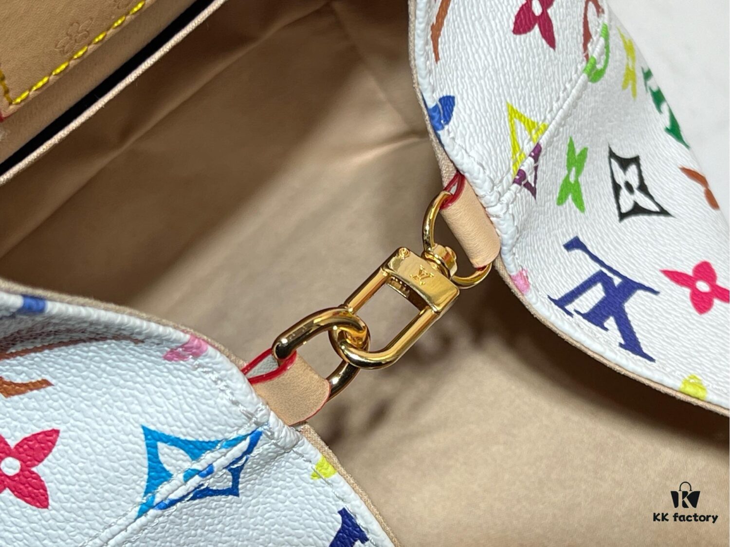 693024c112f62673a6fadbd8 VENICE Backpack M13081-M46836 White Multicolor (Takashi Murakami)