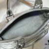 6930250812f62673a6fadc07 M11835 M53151 M53152 LV Ski Alma Medium Handbag