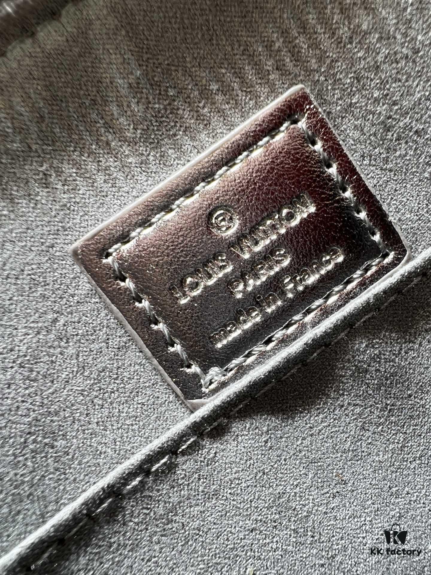 6930250b12f62673a6fadc09 M11835 M53151 M53152 LV Ski Alma Medium Handbag