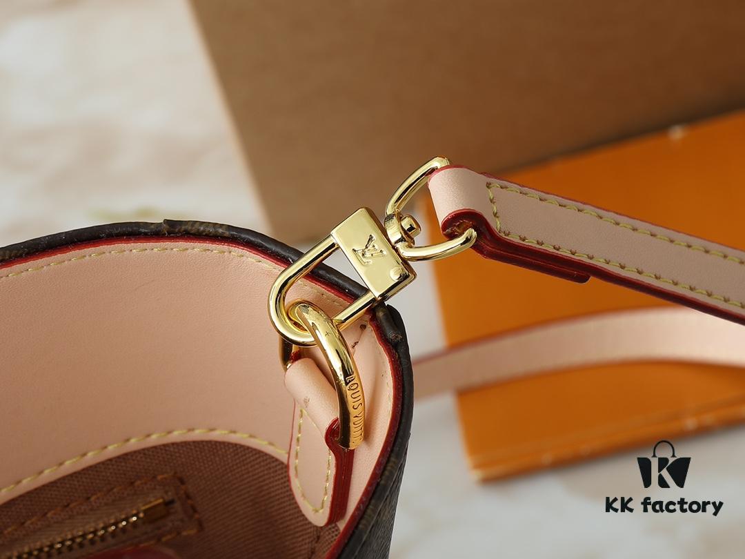 6930254e12f62673a6fadc54 Upgraded Original M1468 Nicolas Ghesquière Presents the Rivage BB Bag from the Louis Vuitton Spring-Summer 2025 Runway Collection
