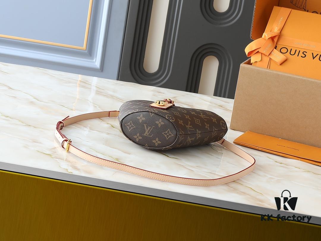 6930258012f62673a6fadc77 Upgraded Original M1468 Nicolas Ghesquière Presents the Rivage BB Bag from the Louis Vuitton Spring-Summer 2025 Runway Collection