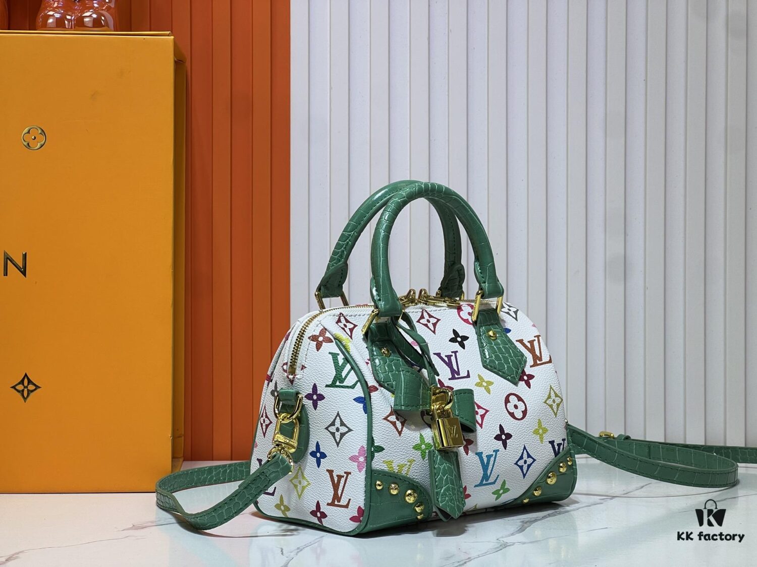 693025ab12f62673a6fadc9a Upgraded Original Crocodile-Texture M13365 M58953 M46234 M46222 Speedy Bandoulière 20 Handbag