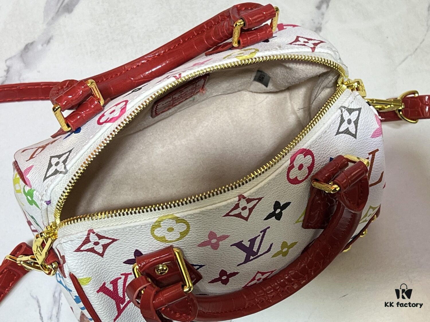 693025af12f62673a6fadca1 Upgraded Original Crocodile-Texture M13365 M58953 M46234 M46222 Speedy Bandoulière 20 Handbag