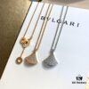 6930365af09edb6de4c4cc91 Bvlgari Diva's Dream Diamond Necklace Small Size Full Diamond Set