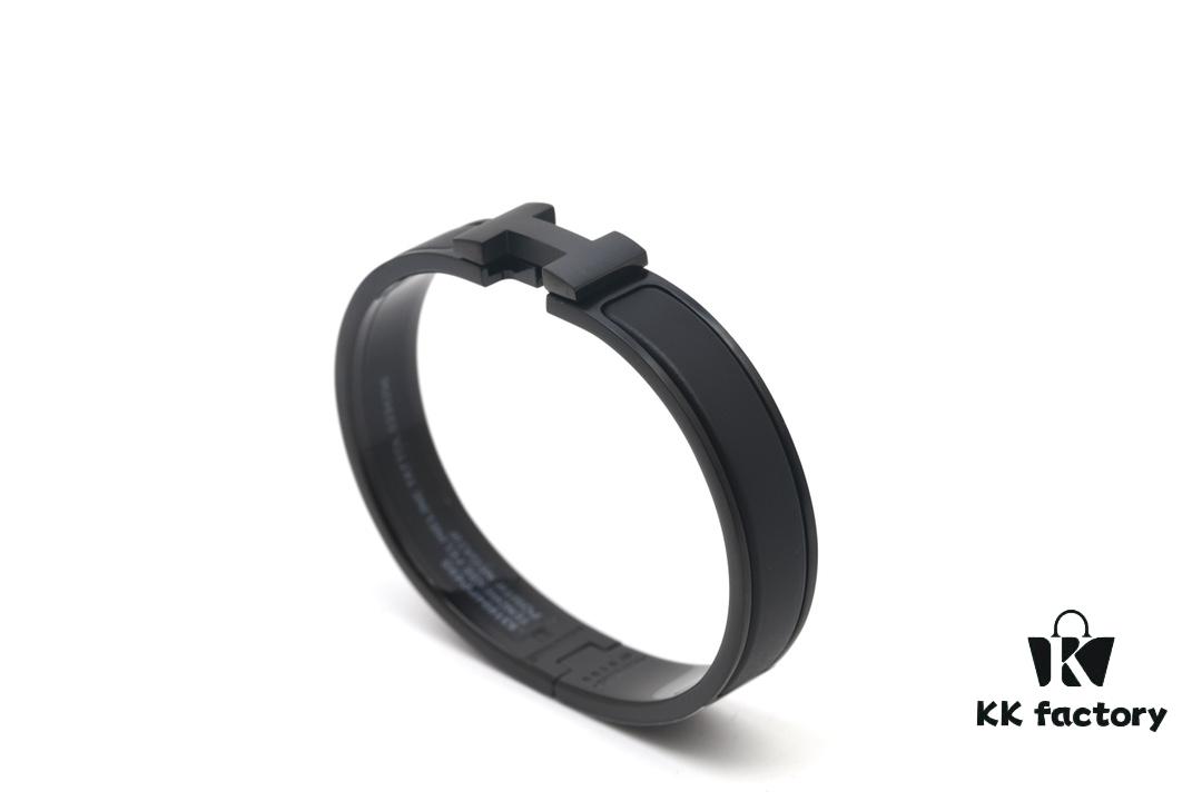 69303692f09edb6de4c4cca7 Valentine's Gift ❤️ Couples Style ✔️ HERMES | Exclusive Launch SO BLACK Matte Black Warrior Bracelet New Hermes Men's Bracelet, So Stylish – Makes a Great Statement of Taste and Offers Exceptional Value