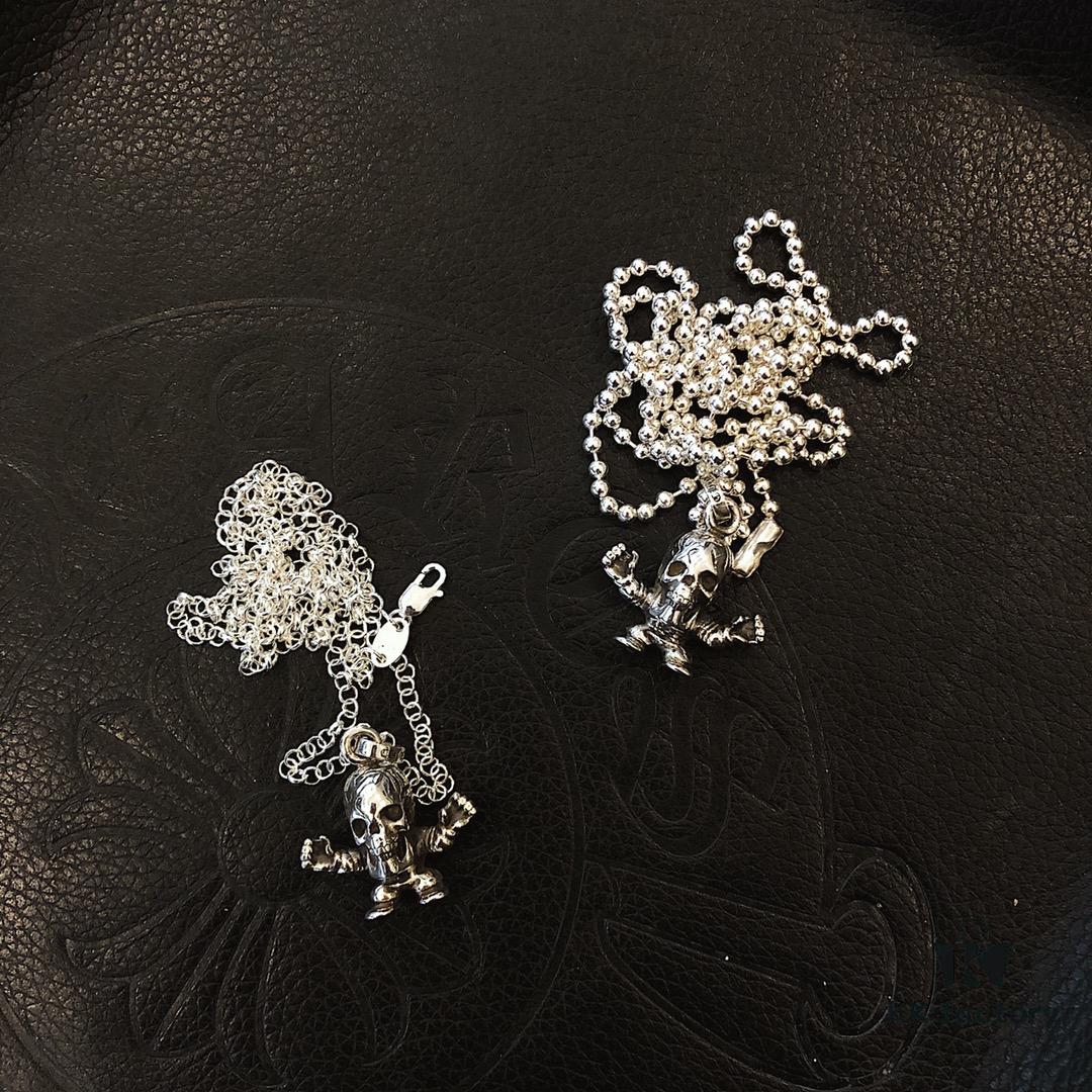 693036abf09edb6de4c4ccbb Chrome Hearts Foti Small Power Skull Necklace