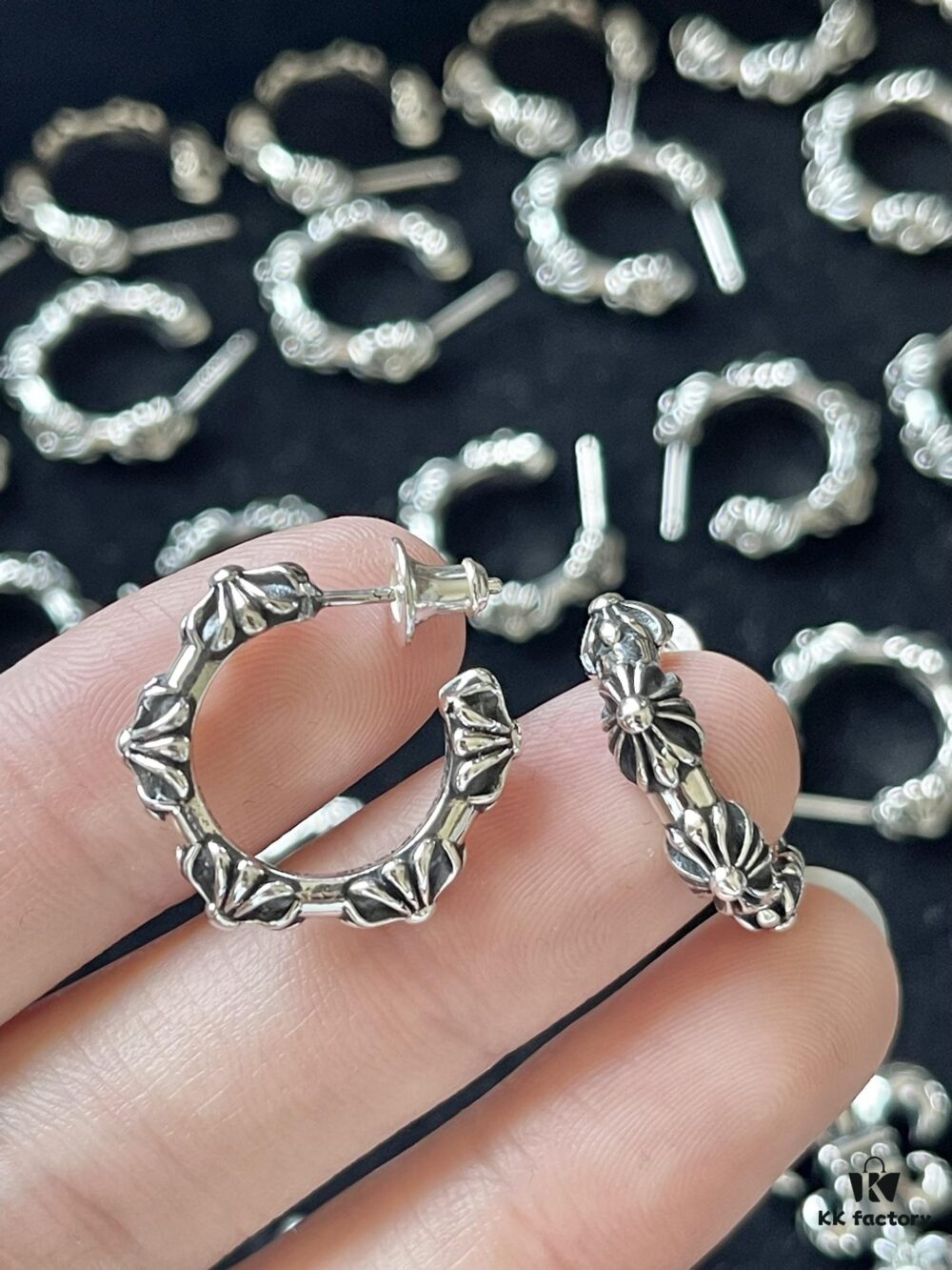 693036b4f09edb6de4c4ccc7 Chrome Hearts Cross Hoop Earrings