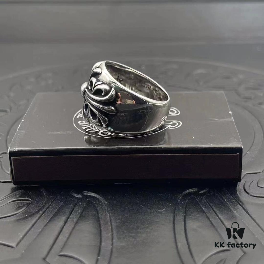 High-Grade Croxx Large Guardian Ring, Interior Engraved with Authentic Handwritten Font, Precise Detailing and Clear Engraving, Unisex Design, Available in US Sizes 5 to 11