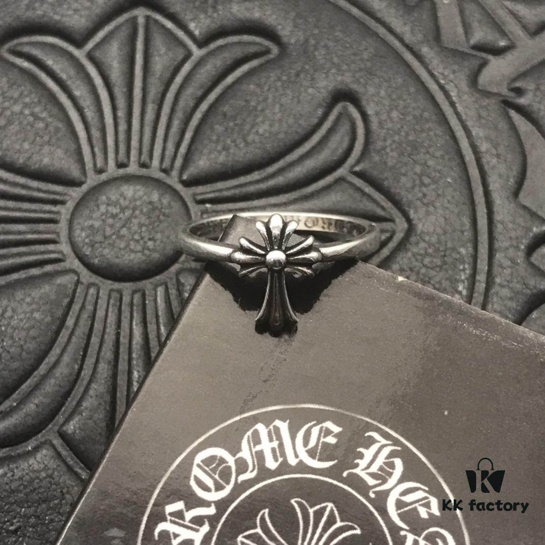 High-End Chrome Hearts Long Cross Flower Small Ring, Clear Engraving, Unisex Design, Available in US Sizes 5 to 9