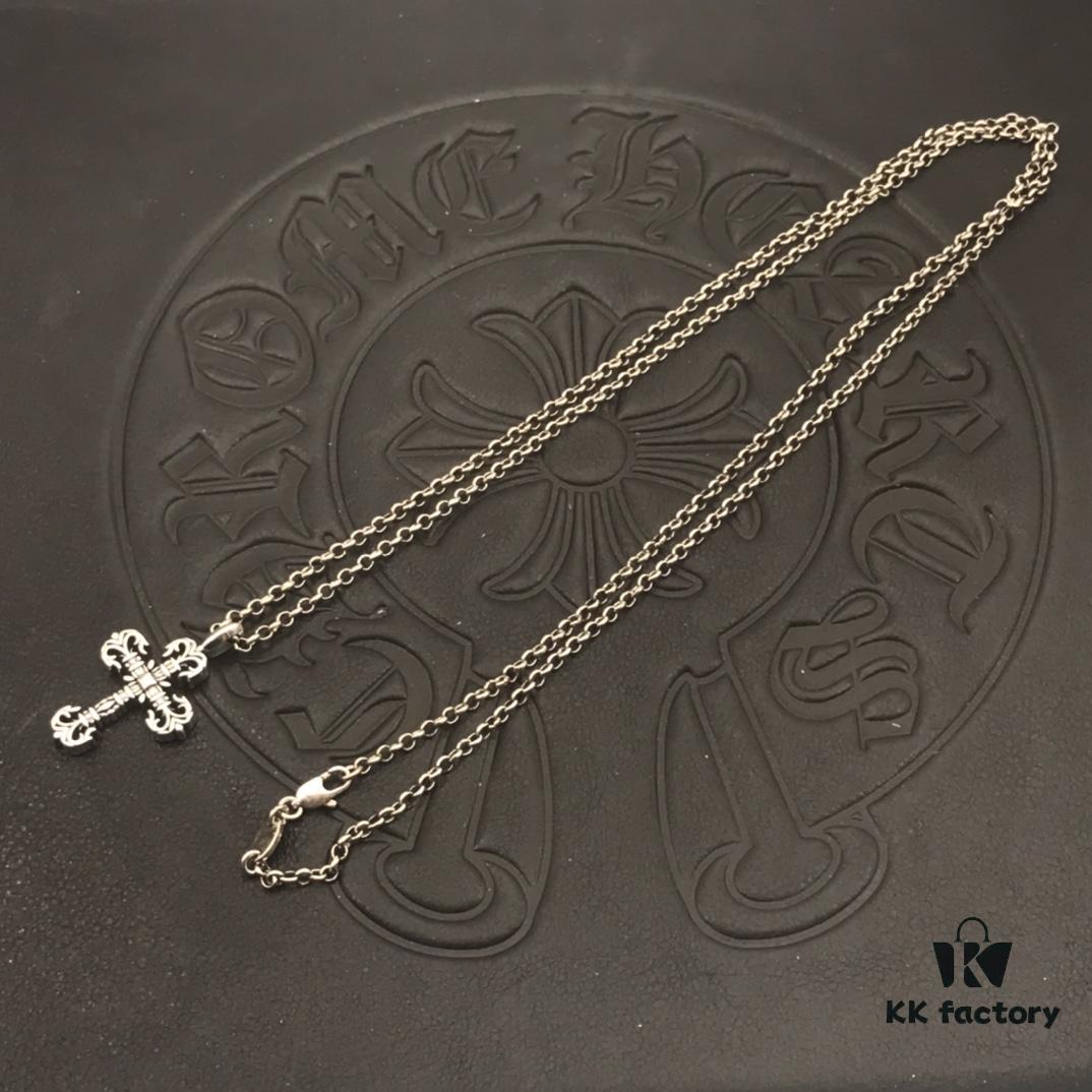 693036b9f09edb6de4c4cccb High-Version Chrome Hearts Mini Flame Cross Pendant, Small Size, Highly Versatile