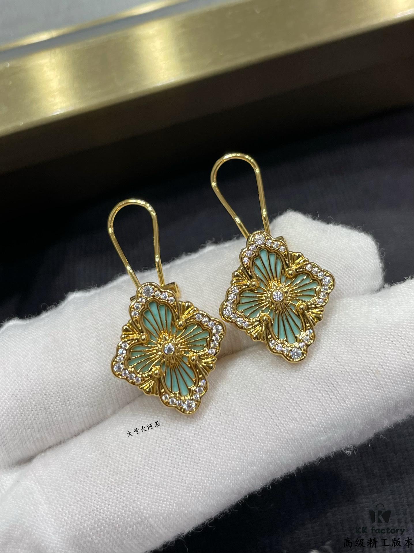 6930373af09edb6de4c4cd55 Buccellati Opera Grande Series Large Amazonite Earrings, Four-Leaf Clover Design with Renaissance Court Style