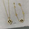 6930373cf09edb6de4c4cd57 Buccellati Large Opera Series Onyx Bracelet, Vintage Court-style Clover and Four-petal Shell Double-sided Necklace