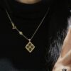69303746f09edb6de4c4cd61 Buccellati Italian Luxury Jewelry Vintage Royal Style Diamond-Cut Clover Shell Agate Chalcedony Double-Sided Necklace V Gold Material 18K Thick Gold Plating Original Chain End Original Clasp High Quality
