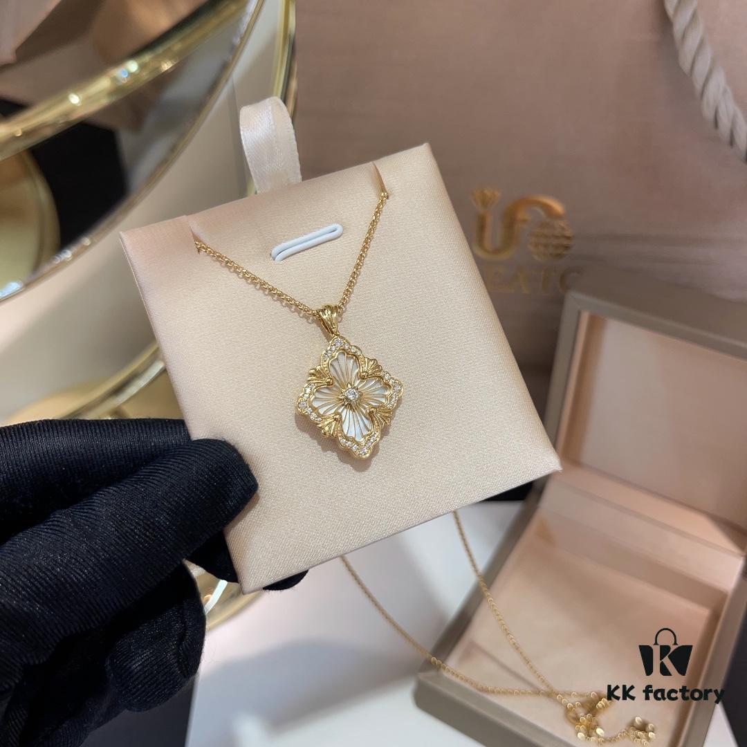 69303787f09edb6de4c4cda1 Buccellati New Necklace ✨