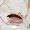 69303795f09edb6de4c4cdb2 Upgraded Original Version Fan Bingbing Same Style Vernis Series M82717 M91606 M93595 Alma BB Handbag
