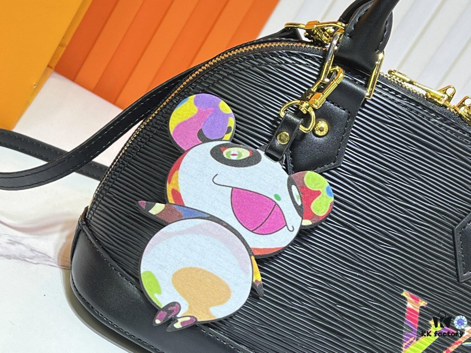 693037a8f09edb6de4c4cdc3 Collaboration Figurine with Murakami M53152 M13670