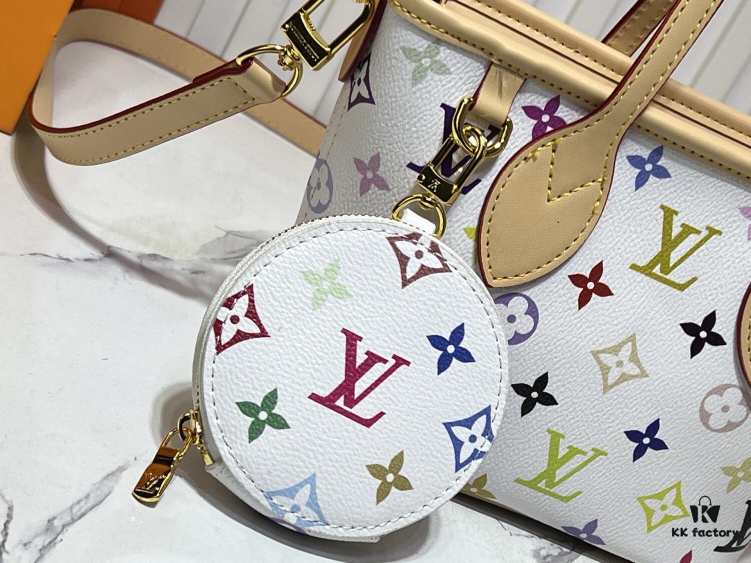 693037b4f09edb6de4c4cdcf M46705 NEVERFULL BB Bag in White with Tricolor Design, Collaborated with Takashi Murakami