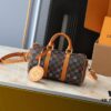69303845f09edb6de4c4ce60 Upgraded Original M00148 Color Gradient Check M13866 Misty Lake Blue Men's Bag Pillow Bag Speedy HR Series This Keepall 25 Handbag is Crafted from Monogram Eclipse Reverse Canvas Showcasing an Elegant Reinterpretation of Louis Vuitton's Classic Pattern Reinforced Straps and Leather Nameplate Continue the Iconic Elements of the Keepall Collection Zippered Closure Ensures Personal Belongings Travel Securely Dimensions 25.0 x 15.0 x 11.0cm (Length x Height x Width)