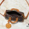6930384bf09edb6de4c4ce67 Upgraded Original M00148 Color Gradient Check M13866 Misty Lake Blue Men's Bag Pillow Bag Speedy HR Series This Keepall 25 Handbag is Crafted from Monogram Eclipse Reverse Canvas Showcasing an Elegant Reinterpretation of Louis Vuitton's Classic Pattern Reinforced Straps and Leather Nameplate Continue the Iconic Elements of the Keepall Collection Zippered Closure Ensures Personal Belongings Travel Securely Dimensions 25.0 x 15.0 x 11.0cm (Length x Height x Width)