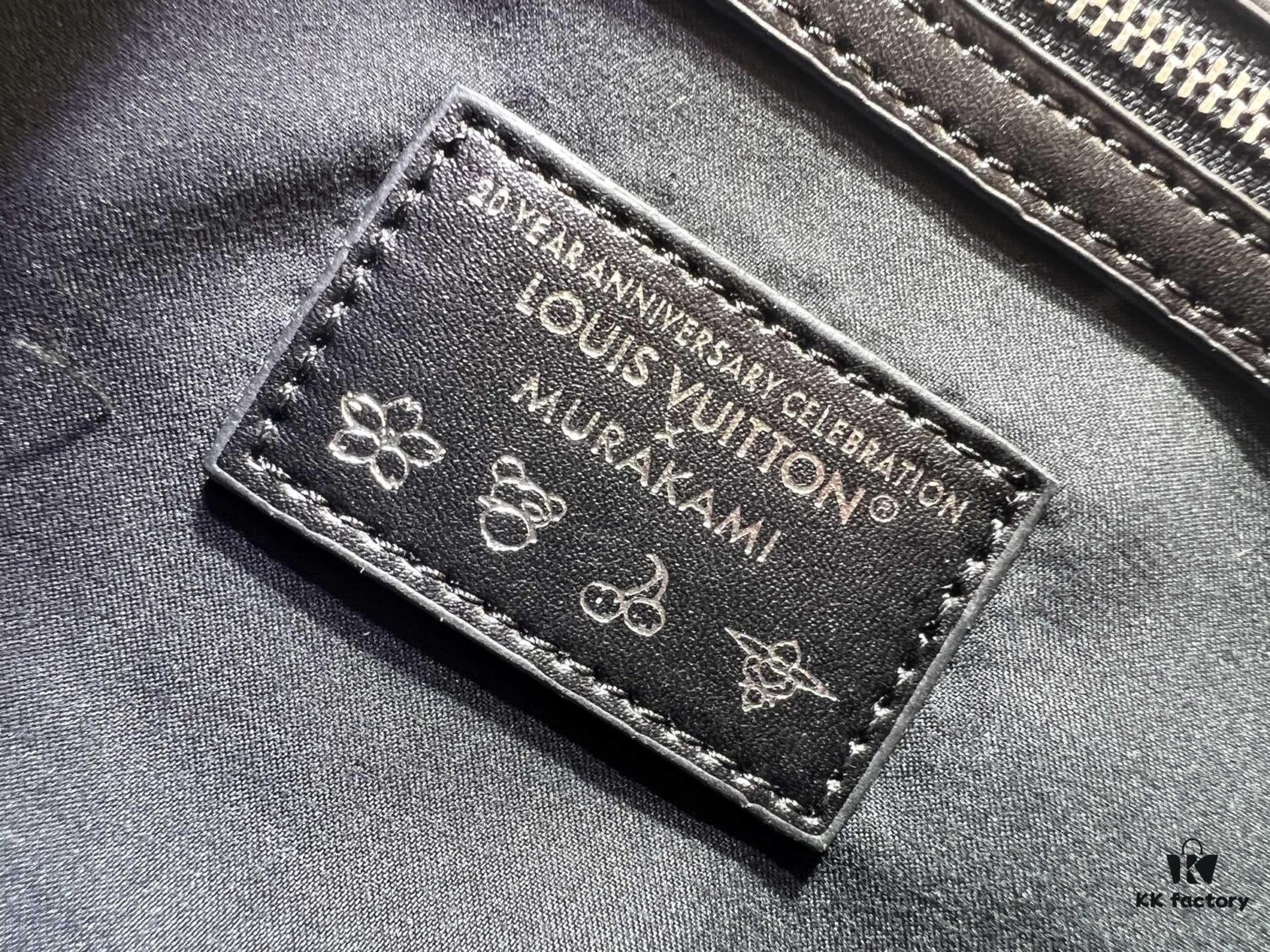 69303899f09edb6de4c4ce9e M13742 Multicolor White and Black Travel Bag, LV x TM KEEPALL BANDOULIÈRE 45, New Arrival