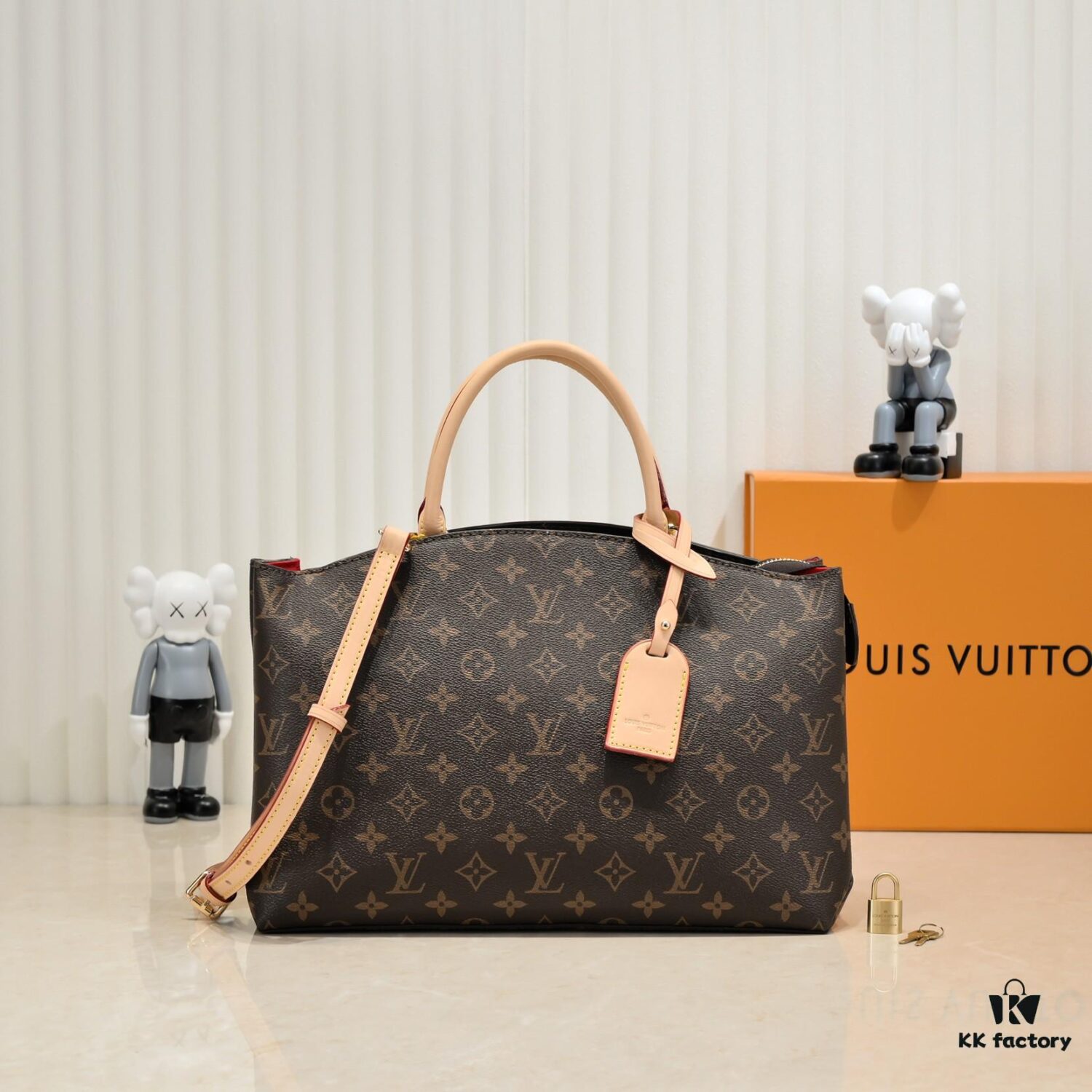 Large 2021 New LV New Grand Palais MM 🎉🎉🎉 Louis Vuitton Double-Sided Yellow Leather Monogram Fashion Shoulder and Top Handle Bag