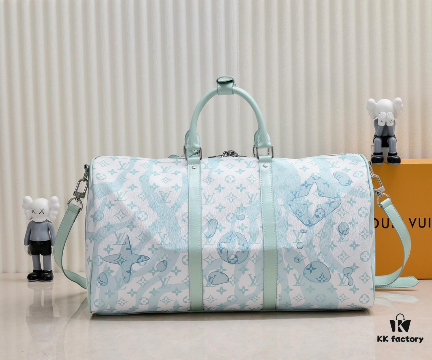 69303946f09edb6de4c4cf6d Exclusive Real Photo - Upgraded Version ‼️ Official Website Quality Match M22570 M41416 Keepall is a classic in Louis Vuitton's travel bag collection. This large Keepall features a Monogram canvas body, with a detachable leather shoulder strap and a removable leather document case.