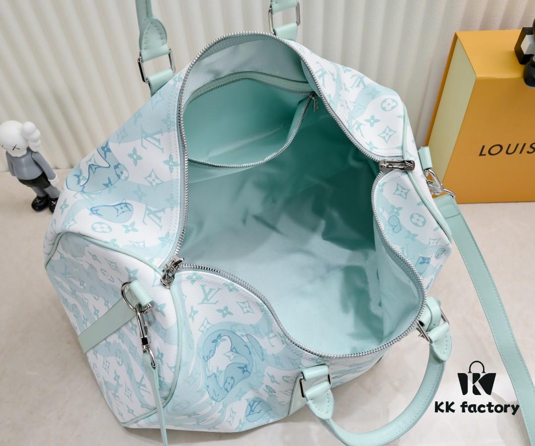 69303947f09edb6de4c4cf6f Exclusive Real Photo - Upgraded Version ‼️ Official Website Quality Match M22570 M41416 Keepall is a classic in Louis Vuitton's travel bag collection. This large Keepall features a Monogram canvas body, with a detachable leather shoulder strap and a removable leather document case.