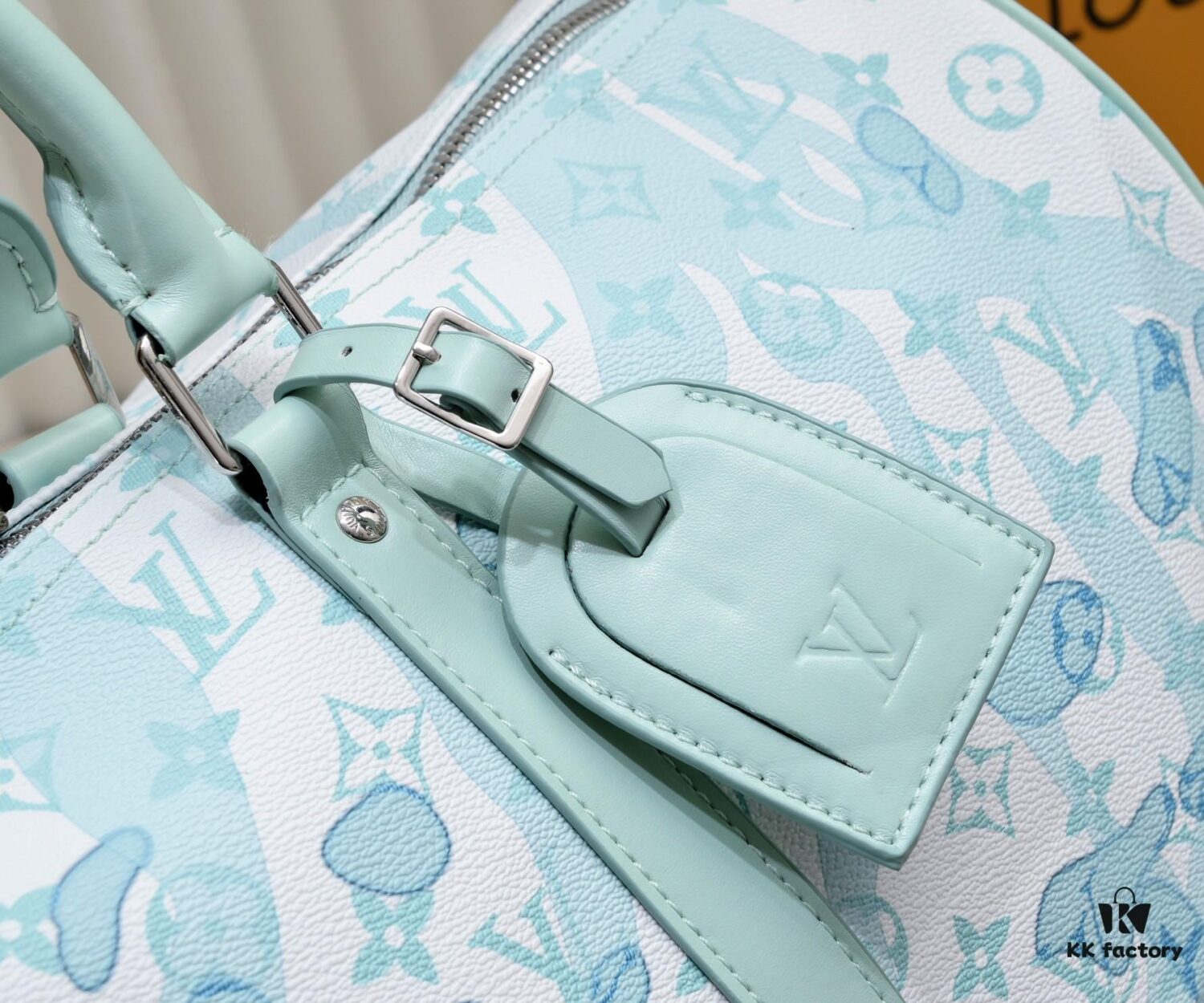 6930394cf09edb6de4c4cf78 Exclusive Real Photo - Upgraded Version ‼️ Official Website Quality Match M22570 M41416 Keepall is a classic in Louis Vuitton's travel bag collection. This large Keepall features a Monogram canvas body, with a detachable leather shoulder strap and a removable leather document case.