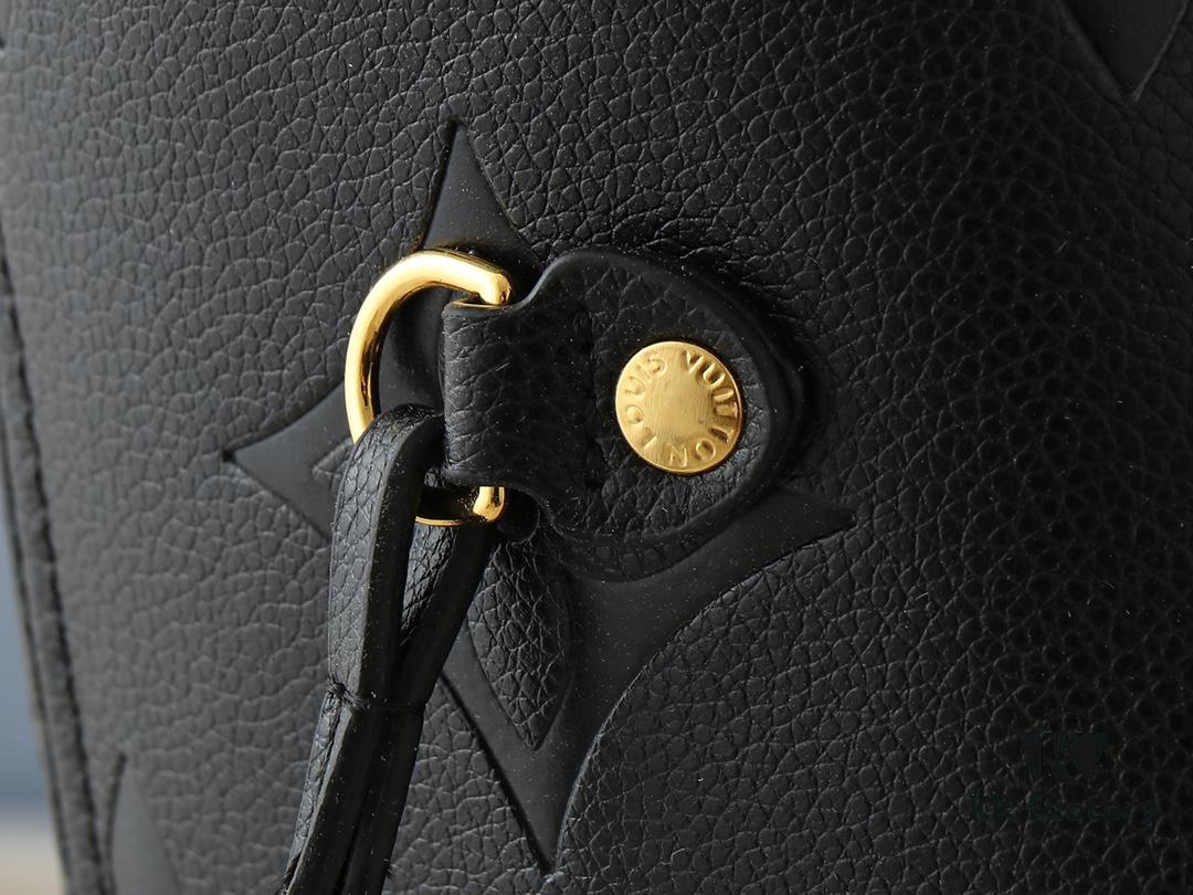 69303986f09edb6de4c4cfd5 Upgraded Original M13675 M13271 M40995 This Medium Neverfull Bag from the Louis Vuitton x Takashi Murakami Re-Edition Collection