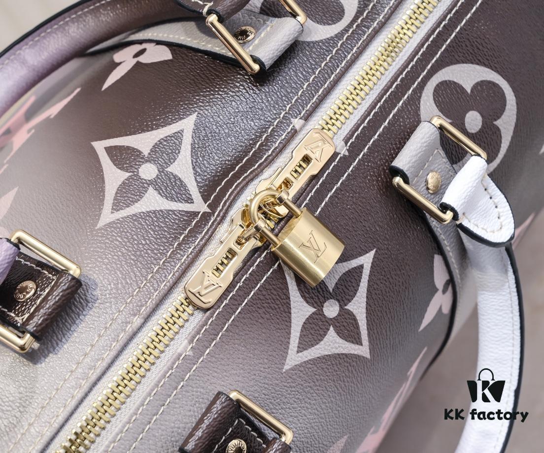693039dcf09edb6de4c4d032 Louis Vuitton Classic Keepall 45 Travel Bag in Soft Pink Tones, Model No. 59943 41418