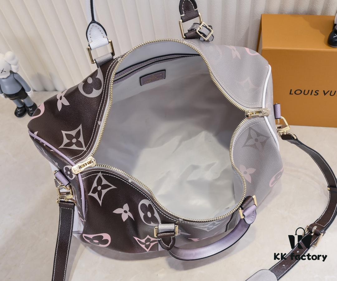 693039e0f09edb6de4c4d035 Louis Vuitton Classic Keepall 45 Travel Bag in Soft Pink Tones, Model No. 59943 41418