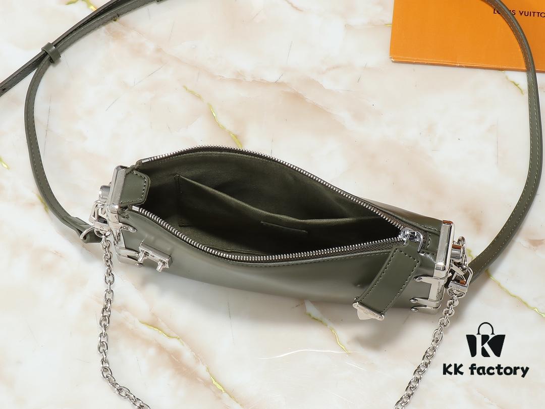 69303a72f09edb6de4c4d0be Upgraded Original M25445 SLIM TRUNK Bag