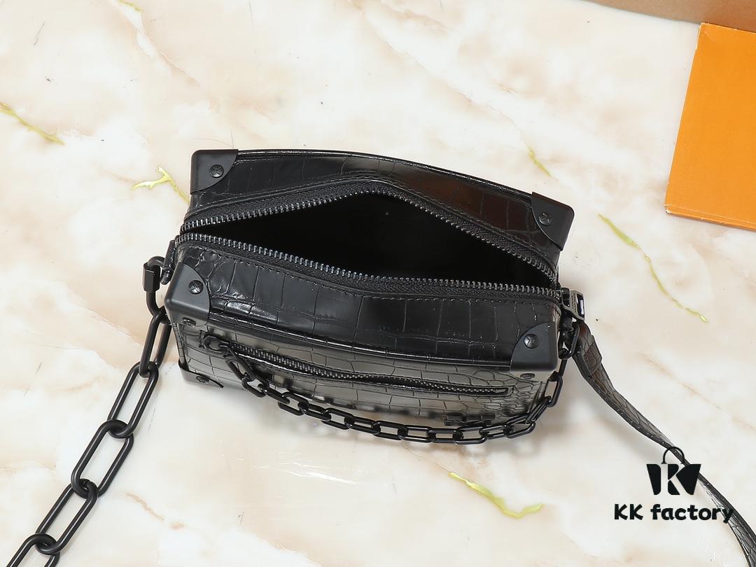 69303a99f09edb6de4c4d0fe Upgraded Original M57702 M44480 M68906 M44735 Soft Trunk Mini Bag