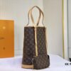 69303afef09edb6de4c4d190 Vintage Crocodile Pattern Wax Leather 🔥 M42236 Large Size Authentic Item High-End Quality Highly Acclaimed Mother-and-Child Bag Extremely Practical Louis Vuitton Matched Interior Original Order Version Louis Vuitton LV New Women's Shoulder Bag Round Barrel Bag