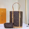 69303b00f09edb6de4c4d193 Vintage Crocodile Pattern Wax Leather 🔥 M42236 Large Size Authentic Item High-End Quality Highly Acclaimed Mother-and-Child Bag Extremely Practical Louis Vuitton Matched Interior Original Order Version Louis Vuitton LV New Women's Shoulder Bag Round Barrel Bag