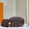 69303b0ef09edb6de4c4d1a6 Color-Changing Yellow Leather Bag 🔥 Authentic Quality, High-End Craftsmanship, Excellent Reputation, Mother-and-Child Pouch Design, Extremely Practical, Louis Vuitton-Style Interior, Original Sample Cut, New LV Women's Shoulder Bag, Round Bucket Bag M42238, Size 23*26*16cm 💪💪💪