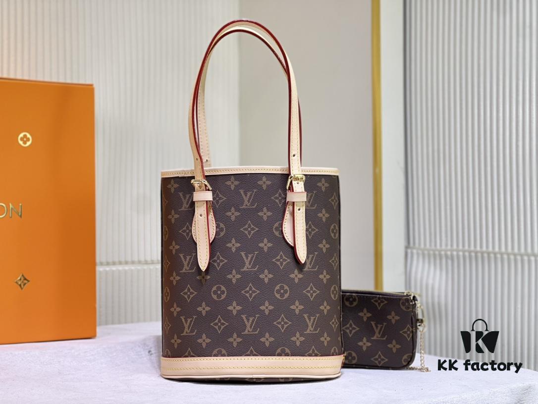 69303b0ff09edb6de4c4d1a9 Color-Changing Yellow Leather Bag 🔥 Authentic Quality, High-End Craftsmanship, Excellent Reputation, Mother-and-Child Pouch Design, Extremely Practical, Louis Vuitton-Style Interior, Original Sample Cut, New LV Women's Shoulder Bag, Round Bucket Bag M42238, Size 23*26*16cm 💪💪💪