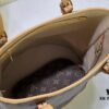 69303b30f09edb6de4c4d1e2 Vintage Crocodile Pattern Wax Leather 🔥 M42236 Large Size Authentic Item High-End Quality Highly Acclaimed Mother-and-Child Bag Extremely Practical Louis Vuitton Matched Interior Original Order Version Louis Vuitton LV New Women's Shoulder Bag Round Barrel Bag