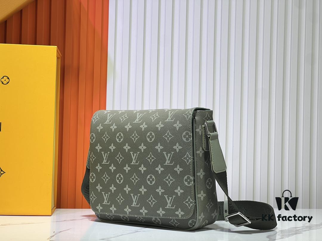 69303b35f09edb6de4c4d1eb Upgraded M11593 M46255 Gradient Green Blue Exclusive Men's Free Shipping Messenger Bag District Small Messenger Bag