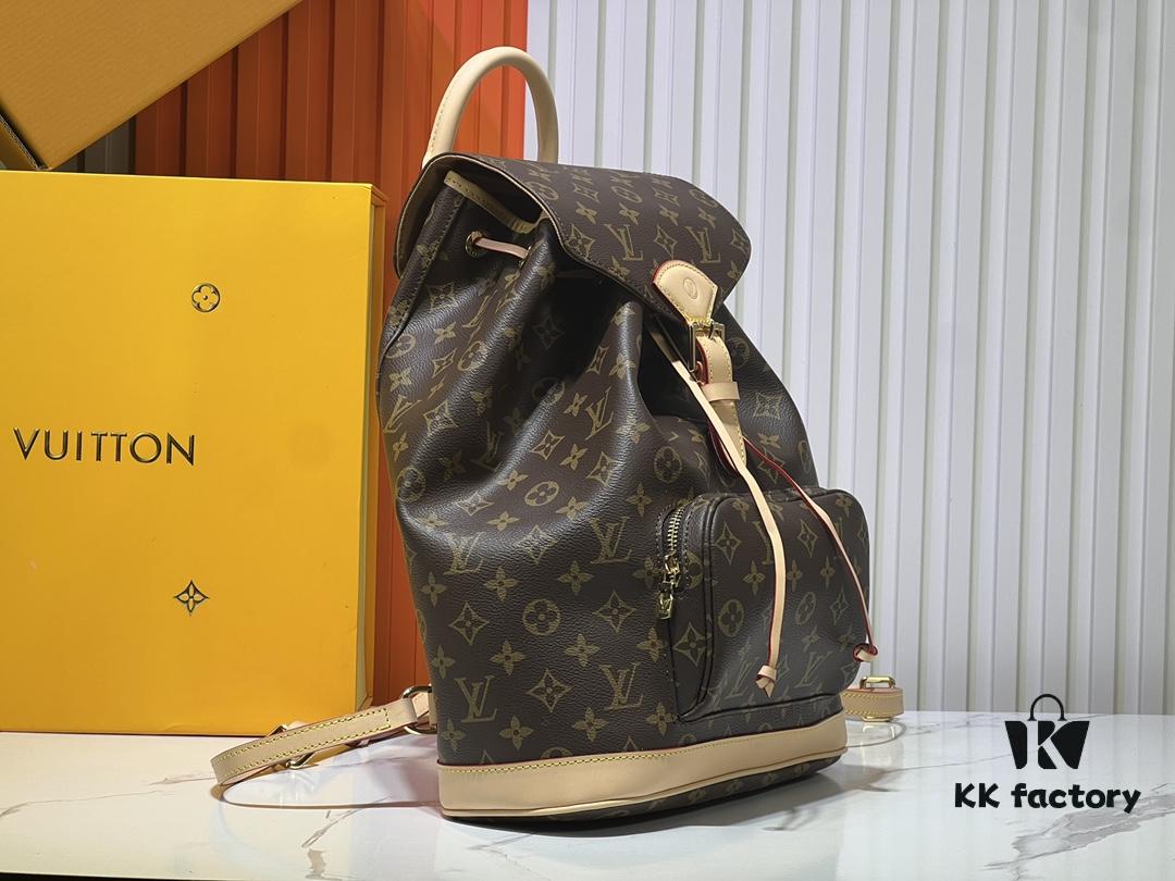 69303b36f09edb6de4c4d1ee M11197 Upgraded Color-Changing Leather Nicolas Ghesquière Montsouris Medium Backpack