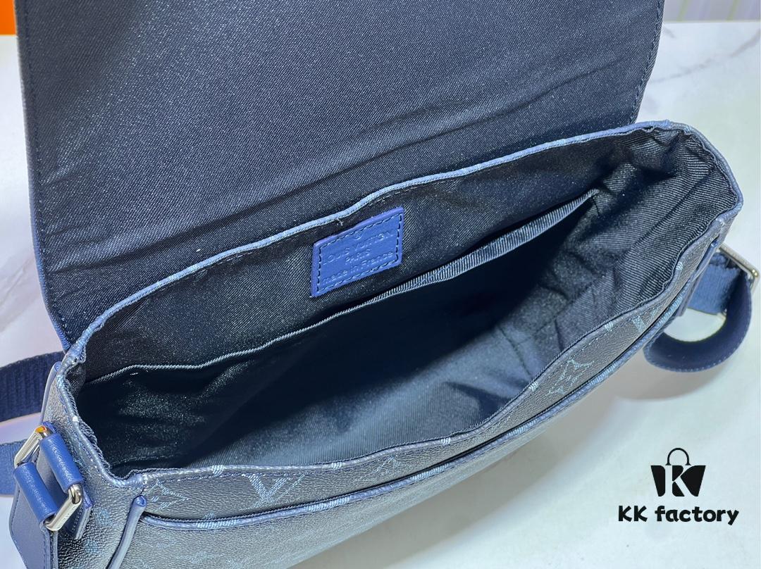 69303b38f09edb6de4c4d1f0 Upgraded M11593 M46255 Gradient Green Blue Exclusive Men's Free Shipping Crossbody Bag District Mini Messenger Bag