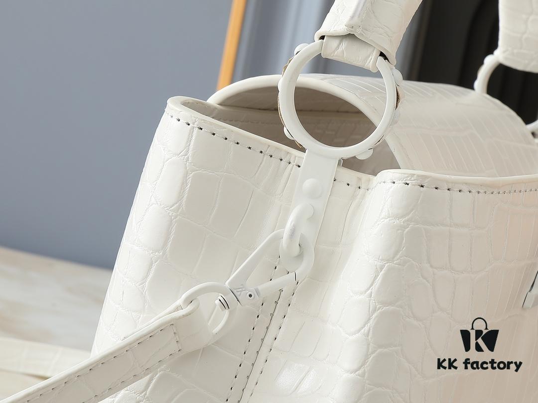 69303bcff09edb6de4c4d2d2 Upgraded Original M23958 M23957 Crocodile Texture Capucines Medium Handbag