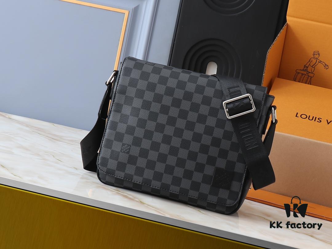 69303c2ef09edb6de4c4d371 Upgraded Original N00085 M30969 M42711 M42710 M46255 Men's District Small Messenger Bag