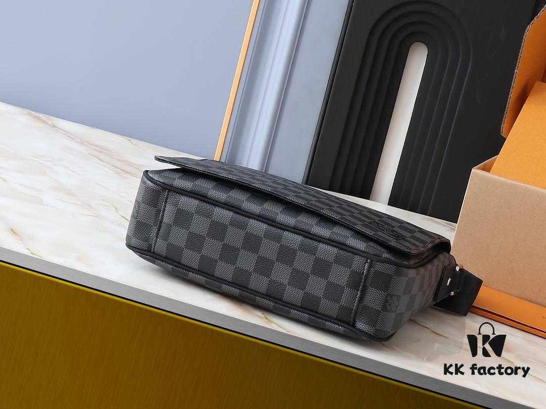 69303c2ff09edb6de4c4d375 Upgraded Original N00085 M30969 M42711 M42710 M46255 Men's District Small Messenger Bag