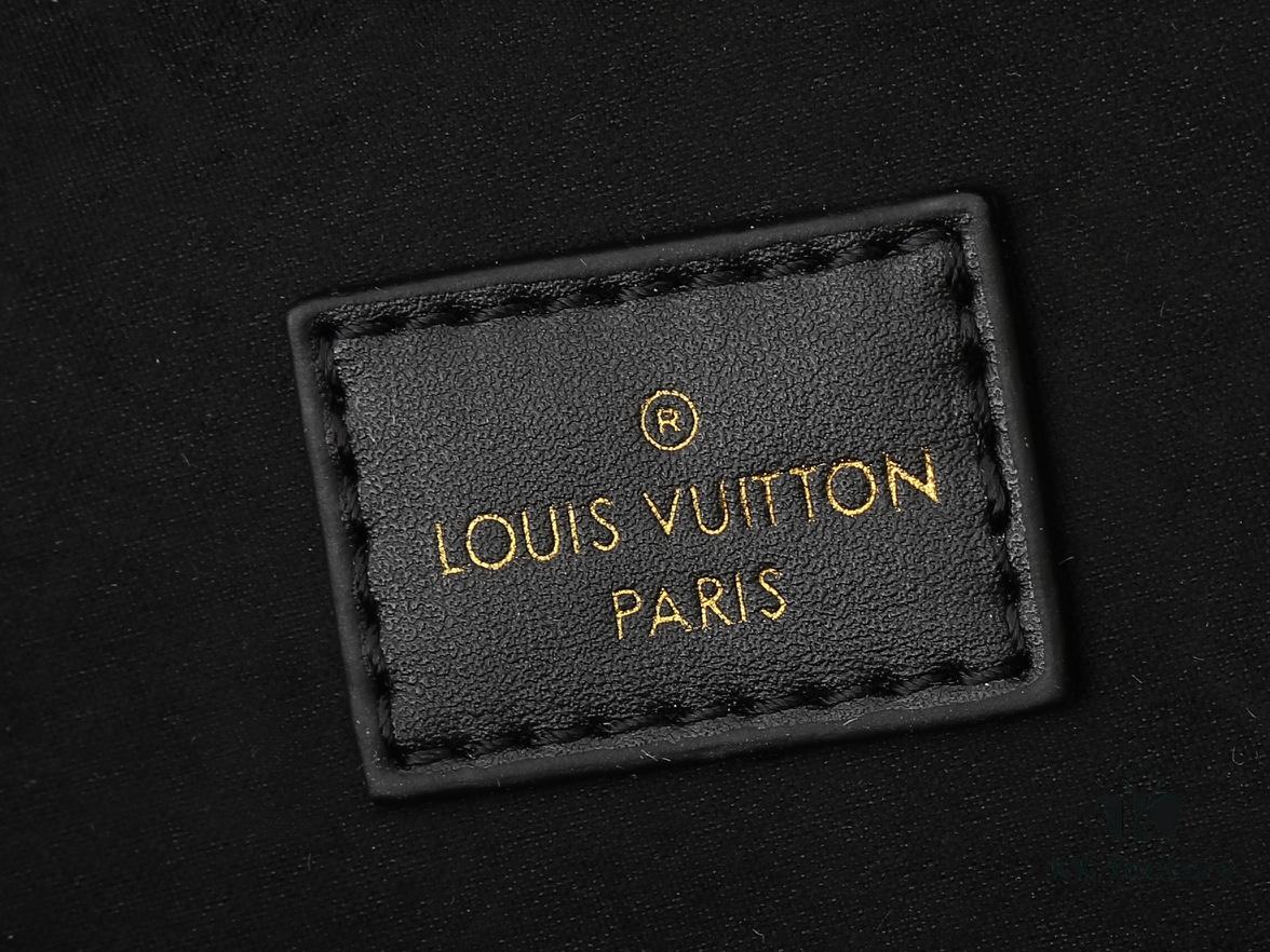 69303c65f09edb6de4c4d3b6 Upgraded Original M47128 M45165 Nicolas Ghesquière Reimagines LV Travel Heritage with Monogram and Monogram Reverse Canvas Nice Cosmetic Case
