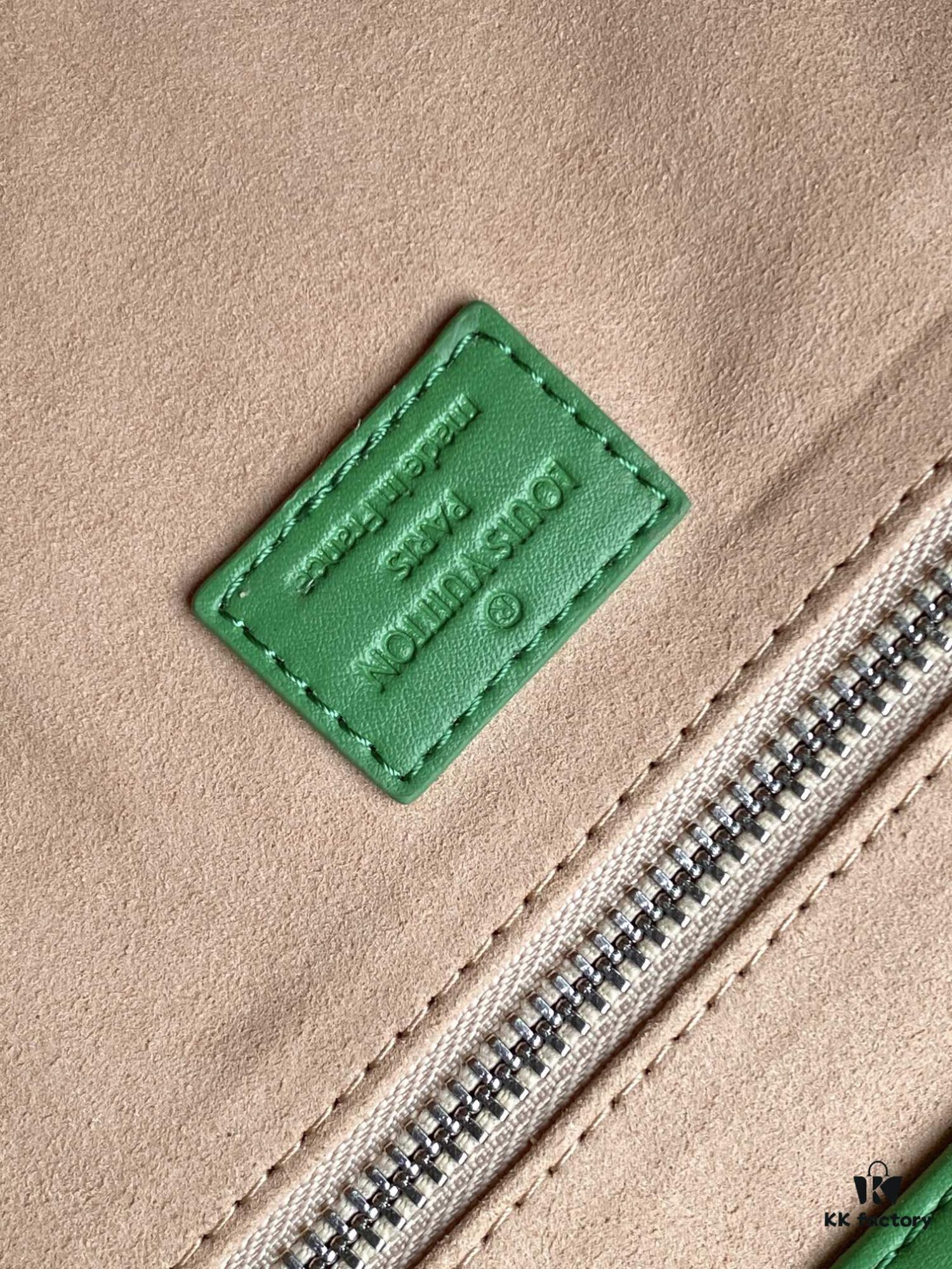 69303d0cf09edb6de4c4d485 M24457 Yellow Green Blue Top Quality Original Order This Medium Shopper Handbag Draws Inspiration from Louis Vuitton's Shopping Bag Featuring 'Louis Vuitton' and 'Maison Fondée En 1854' Embossed on Soft Cowhide Leather with Top Handles and Detachable Shoulder Strap 40.0 x 32.0 x 16.0 cm (L x H x W)